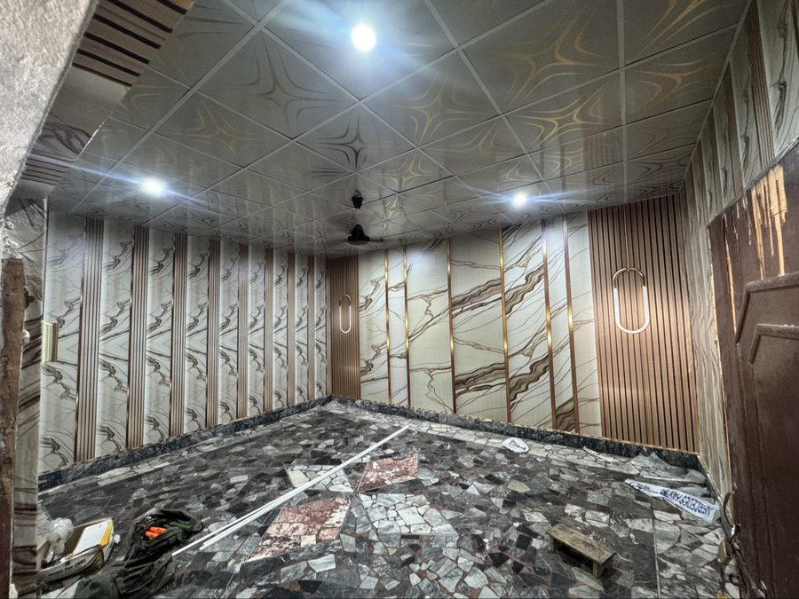 Marble-design ceiling