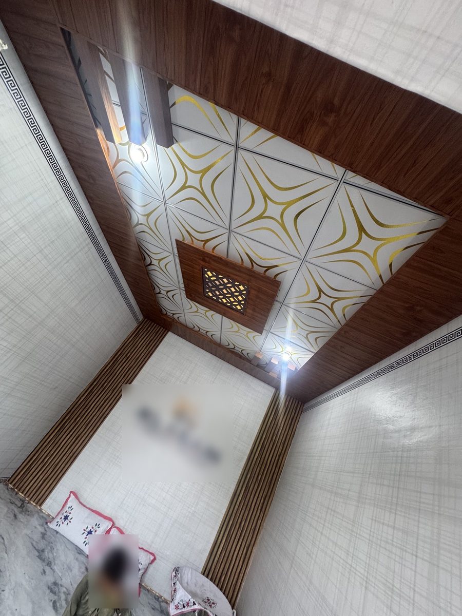 Fancy ceiling in a residential room